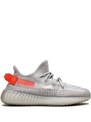 Grey Yeezy, Yeezy 750, Rare Sneakers, Light Sneakers, Yeezy Sneakers, Sneaker Style, Yeezy Boost 350 V2, Green Sneakers, Yeezy 350