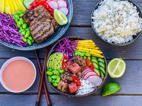 Beef Poke Bowl Recipe, Beef Poke Bowl, Mexican Pulled Pork Tacos, Pulled Pork Burger, Poke Recipe, Mexican Soup Recipes, Pork Loin Roast Recipes, Poke Bowl Recipe, Meat Box