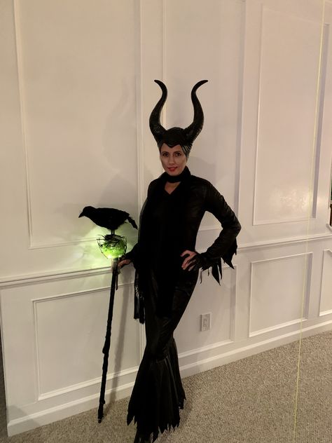 Maleficent Halloween Costume/everything hand made except for the horns Maleficent Costume Kids, Maleficent Halloween Costume, Maleficent Halloween, Peter Pan Costumes, Movie Halloween Costumes, Mad Tea Parties, Maleficent Costume, Toy Story Costumes, Kids Costumes Girls