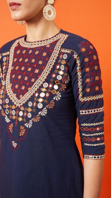 Rabari Work Kurti, Gamthi Kurti Designs, Kutch Work Designs Kurti, Kutchi Work Kurti Design, Embroidered Wedding Dresses, Books Embroidery, Embroidered Bookmarks, Hoops Embroidery, Quotes Embroidery