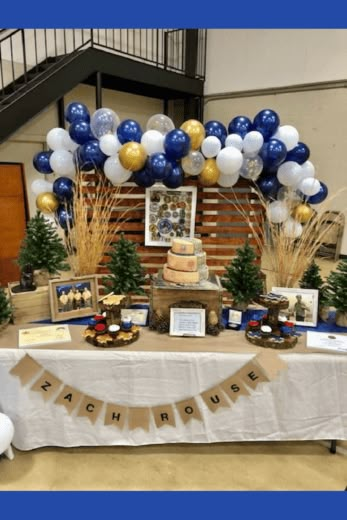 Eagle Court Of Honor, Dessert Table Decorations, Graduation Party Food Ideas, Senior Table, Boys Graduation Party, Graduation Party Food, Graduation Party Pictures, High School Graduation Party Decorations, Eagle Scout Ceremony