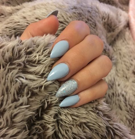 Cinderella stiletto acrylic nails Light Blue Glitter Almond Nails, Cinderella Prom Nails, Denim And Diamond Nails, Cinderella Themed Nails, Blue Unicorn Nails, Cinderella Blue Nails, Dusty Blue Nails Acrylic, Cinderella Inspired Nails, Nails Quinceanera