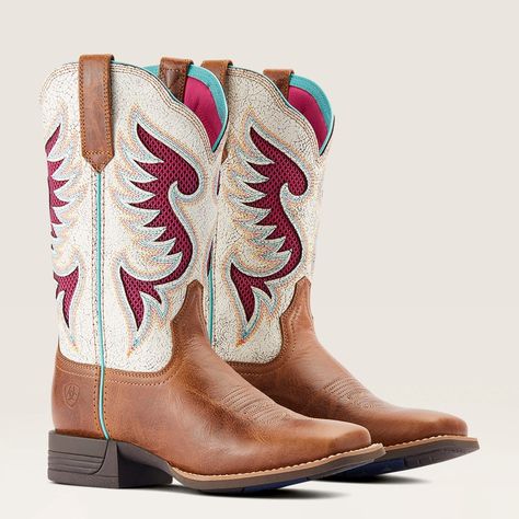 Questions? Leave A Comment Below! Ariat Cowgirl Boots, Leather Cowgirl Boots, Ariat Shoes, Western Boots Women, Leather Cowboy Boots, Western Boot, Black Leather Ankle Boots, Pull On Boots, Western Cowboy Boots