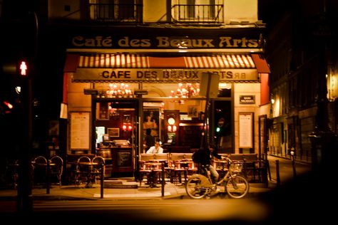 Coffee Shop Night Aesthetic, Aesthetic French Pictures, Jazz Coffee Shop Aesthetic, Coffee Shop Au Aesthetic, Jazz Coffee Shop, 2000s Coffee Shop Aesthetic, Coffee Shop At Night, Coffee Shop Night, Coffee Shop Au