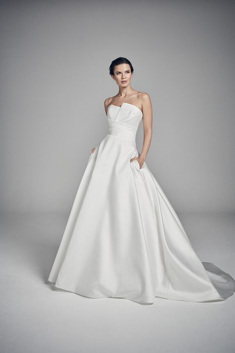 Flores Collection 2020 A Line Wedding Dress With Sleeves, Suzanne Neville Wedding Dresses, Wedding Atelier, Suzanne Neville, Satin Bridal Gowns, Cheap Wedding Dresses Online, Cheap Wedding Dresses, Looks Party, Casual Wedding Dress