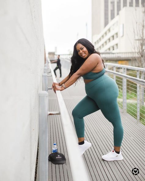 ChristenaMelea’s Instagram profile post: “Cute work out sets and are a must, cutie pie work out partners are a bonus! Can you see him mocking me in the background 😂Download the…” Workout Looks, Plus Size Photography, Workout Dress, Plus Size Work, Fitness Photoshoot, Plus Size Workout, Instagram Strategy, Big Belly, Poses References