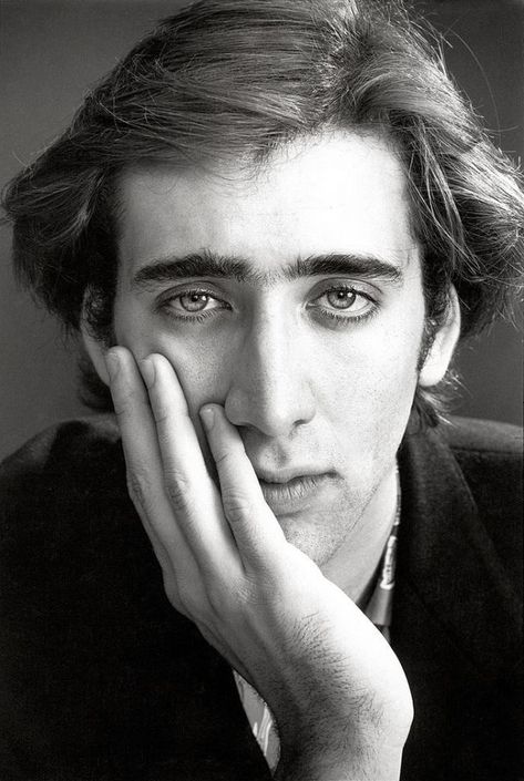 20 Vintage Photos of a Young Nicolas Cage in the 1980s ~ Vintage Everyday Music Celebrities, Nicholas Cage, Actor Headshots, Actors Male, Valley Girls, Nicolas Cage, Foto Art, Male Portrait, White Photo