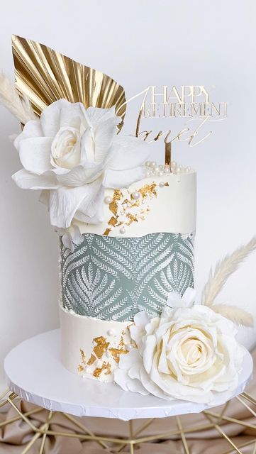 Faultline Cake, Graduation Cake Designs, Eid Cake, Cake Wallpaper, Cake Design Inspiration, Art Deco Cake, Retirement Cake, Special Birthday Cakes, Girly Cakes