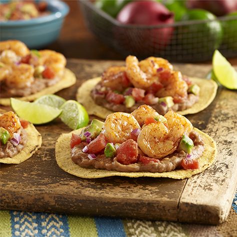 Chipotle Shrimp Tostadas | Ready Set Eat Bean Tostadas, Shrimp Tostadas, Country Fried Chicken, Chipotle Shrimp, Mexican Seafood, Ready Set Eat, Frijoles Refritos, Refried Beans, Bean Recipes