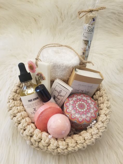 Make yourself a priority Spa gift box, Thinking of you care package, send a pampering gift basket, relaxation Christmas gift set for her. Birthday Care Package, Relaxation Gift Basket, Birthday Care Packages, Christmas Gift Set, Room Freshener, Spa Gift Basket, Make Yourself A Priority, Sweet 16 Gifts, Gift Sets For Her