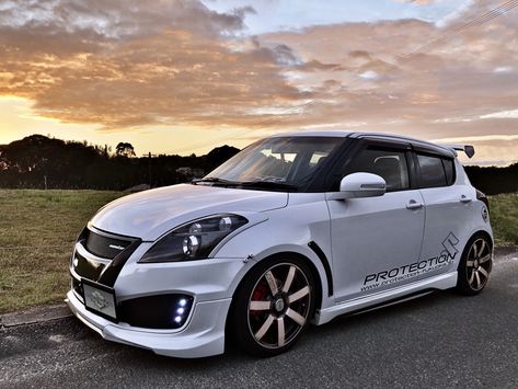 Suzuki Swift Sport Modified, Car Modification Ideas, New Swift, Honda Civic Car, Suzuki Swift Sport, City Life Photography, Civic Car, Suzuki Cars, Royal Enfield Bullet