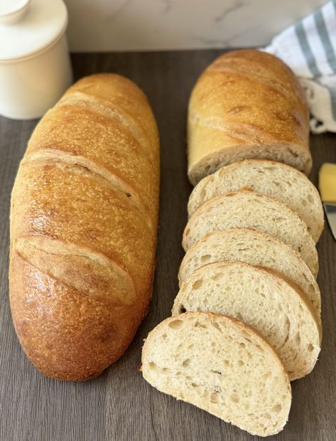 Sourdough French Bread - Healing Slice Sourdough French Bread Recipe, Sourdough French Bread, Sourdough Baguette Recipe, Artisan Sourdough Bread Recipe, Recipe Using Sourdough Starter, French Bread Loaf, Rustic Dessert, Sourdough Bread Sandwiches, Cheese Buns