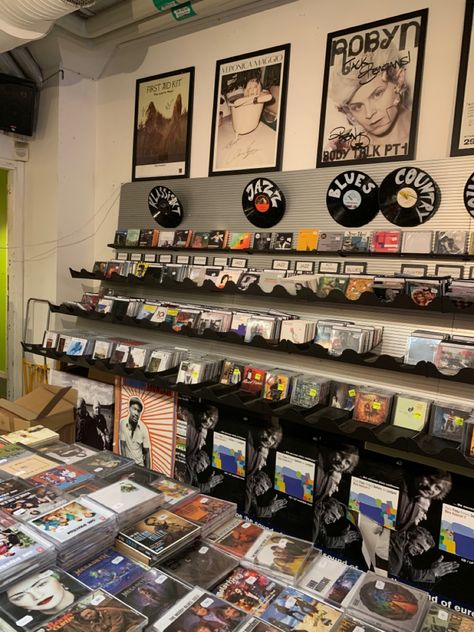 aesthetic vinyls, aesthetic vinyl store, aesthetic music, aesthetic music shop, aesthetic song, aesthetic album, aesthetic cd Album Store Aesthetic, Vynil Shop Aesthetic, Otters Aesthetic, Music Shop Aesthetic, Vinyl Shop Aesthetic, Vinyl Store Aesthetic, Vinyls Aesthetic, Miya Core, Champagne Poetry