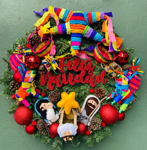 Mexican Christmas Wreath, Mexican Christmas Decorations, Mexico Christmas, Spanish Christmas, Camino Real, Mexican Christmas, Mexican Crafts, Christmas Tree Art, Christmas Dinner