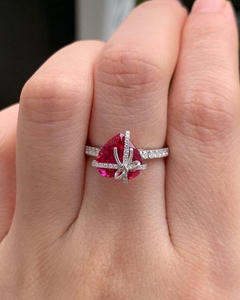 Ruby Red Heart Ring/ Solid Sterling Silver/ 2ct Simulated Ruby Love Shape/ Valentines Red Heart Love Ring Anniversary Gift Ribbon shape ring by JovaaJewels on Etsy Braided Diamond Ring, Red Heart Ring, Red Diamond Ring, Ruby Wedding Band, Ruby Wedding, Diamond Heart Ring, Love Shape, Gift Ribbon, Heart Shaped Rings