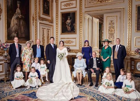 royal-wedding-official-picture-queen Savannah Phillips, Eugenie Wedding, Jack Brooksbank, Reina Isabel Ii, Sarah Ferguson, Princess Beatrice, Duchess Of York, Princess Eugenie, Isabel Ii