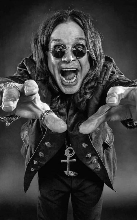 Ozzy Osbourne Black Sabbath, Rock Poster Art, Prince Of Darkness, Rock N Roll Art, Celebrity Stars, Music Artwork, Desenho Tattoo, Foto Art, Rock Legends