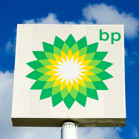 British Petroleum Caught In Brexit's Maelstrom (BP, XOM)  http://www.investopedia.com/stock-analysis/cotd/062716/british-petroleum-caught-brexits-maelstrom-bp-xom-bp-xom-cvx.aspx?utm_source=rss_www&utm_medium=referral&utm_campaign=rss_stock_analysis Bp Wallpaper, Financial Website, Morgan Stanley, Stock Analysis, Visa Credit Card, Credit Card Online, Wallpaper Dekstop, State Street, Travel Cards