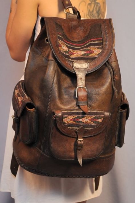 . Portable Closet, Back Bag, Moda Boho, Boho Bags, Boot Bag, Hippie Chic, Handcrafted Leather, Leather Pouch, Leather Items