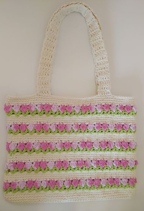 ig: choisoovely #crochet #tulip #bag Crochet Tulip Bag, Tulip Bag, Crochet Tulip, Bag Crochet, Tote Bag Pattern, Crochet Bags, Bag Pattern, Crochet Bag, Tulips