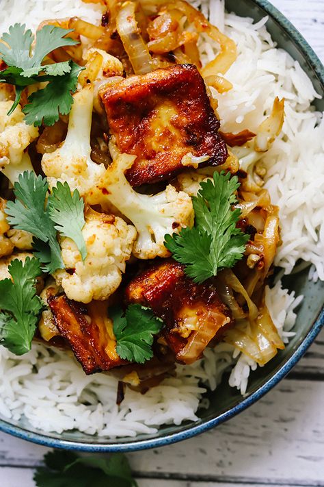 Spicy Cumin Tofu and Cauliflower Stir Fry | Joanne Eats Well With Others Tofu Cauliflower, Cauliflower Stir Fry, Cumin Lamb, Tofu Stir Fry, Meatless Recipes, Marinated Tofu, Food Experience, Veggie Food, Spicy Dishes