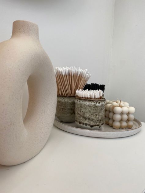 Minimalist Spa Decor, Neutral Spa Aesthetic, Bohemian Esthetician Room, Neutral Lash Room Aesthetic, Esthetician Organization, Esthetician Organization Ideas, Spa Decor Ideas Estheticians, Lash Room Aesthetic, Esthetician Suite