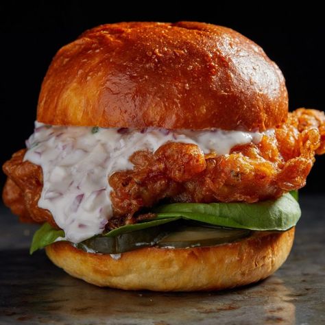 Stockton Chicken Burger - Dishtag Fried Chicken Burger Photography, Chicken Burger Photography, Crispy Chicken Burger Recipe, Burger Photography, Buffalo Burgers, Crispy Chicken Burgers, Fried Chicken Burger, Chicken Burgers Recipe, Chicken Burger