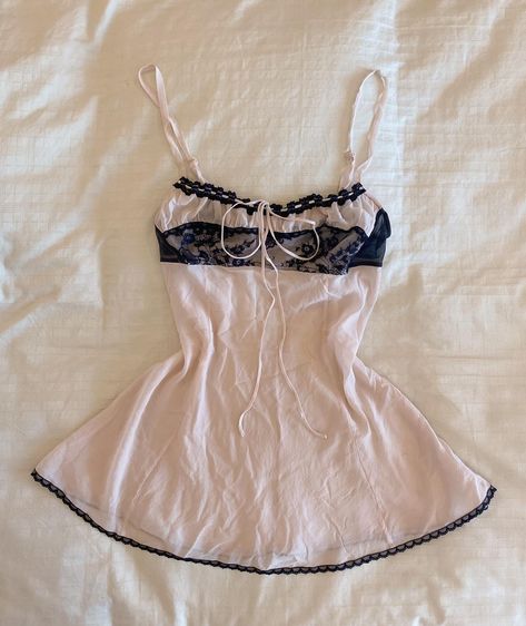 Lingerie Top Outfit, Babydoll Dress Nightwear, Babydoll Outfit, Pink Babydoll Dress, Slip Dress Lingerie, Black Babydoll Dress, 90s 2000s Fashion, 2000s Japanese Fashion, Wild Outfits