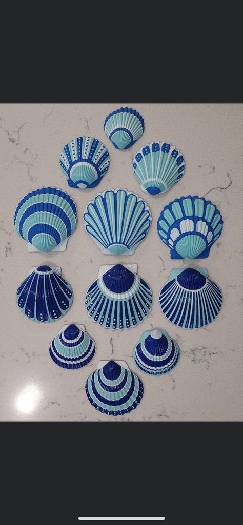 How To Paint Seashells With Acrylic Paint, She’ll Painting Ideas, Painting Seashells Ideas Easy, Shell Rock Painting, Painted Shells Ideas, Painting On Seashells Ideas, Painted Shells Seashells Ideas, Painted Seashells Ideas, Paint On Shells