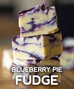 Blueberry Fudge, Homemade Blueberry Pie, White Chocolate Fudge, Homemade Fudge, Blueberry Pie, Blueberry Recipes, Homemade Candies, Fudge Recipes, No Bake Treats