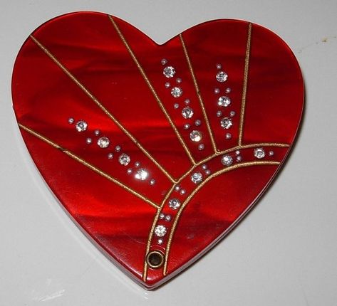 Heart Lipstick, Art Deco Spiegel, Lipstick Mirror, Enchanted Jewelry, Vintage Compact, Red Jewel, Lipstick Case, I Love Heart, Powder Compact