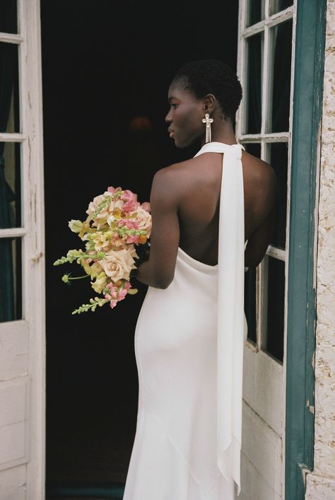 Silk Backless Wedding Dress, Wedding Dress Coat, Wedding Dress Timeless, Wedding Dress Back, Silk Bridal Gown, Halter Wedding, Wedding Dress Backs, White Bridal Gown, Halter Wedding Dress