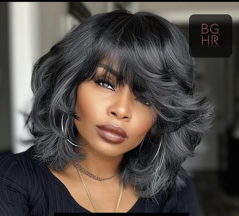 Medium Hairstyle Black Women, Bouncy Bob Hairstyles, Curled Hair Black Women, 2024 Black Hair Styles, Modern Long Hairstyles, Medium Curly Hair, Curly Bobs, Face Hairstyles, Women In Their 40s