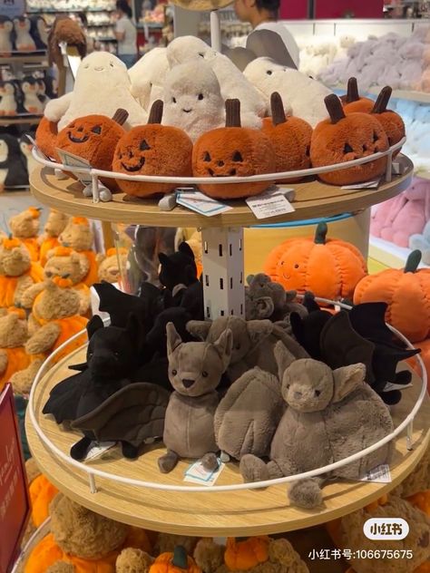 Anime Plushies, Jellycat Stuffed Animals, Pumpkin Spice Season, Halloween Vibes, Kawaii Plushies, Halloween Inspo, Season Of The Witch, Fall Inspo, Fall Halloween Decor