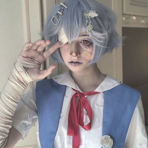 credit to owner ✿ Rei Evangelion, Evangelion Cosplay, Neon Evangelion, Rei Ayanami, Cosplay Tips, Cosplay Characters, Cute Cosplay, Cosplay Makeup, Pose Reference Photo