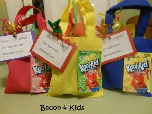 End of school year gifts for classmates -  Tote bags with: Kool-Aid, Silly Straws, Bookmarks, Bubbles & candy Gifts For Classmates, Classmate Gifts, Preschool Graduation Gifts, Classmates Gifts, Room Parent, Class Gifts, Pre K Graduation, Preschool Teacher Gifts, Student Teacher Gifts