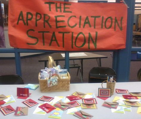 Gratitude Station, Gratitude Night, Positivity Cards, Appreciation Station, Brag Board, Reading Night, Pta Ideas, Staff Appreciation Week, Pto Ideas