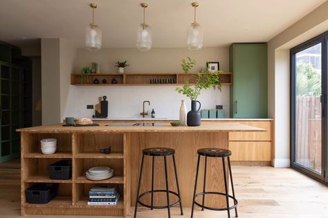 KANDI - Wood Works Brighton Green And Oak Kitchen, Green And Wood Kitchen, Calke Green, Olive Green Kitchen, Kitchen Wood, Rear Extension, Oak Kitchen, Wood Works, Bespoke Kitchens