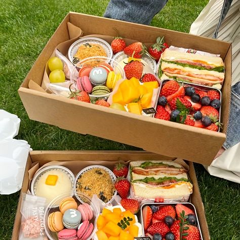 Faster shipping. Better service Picnic Boxes, Picnic Dessert, Picnic Desserts, Camping Desserts, Tea Cup Cake, Camping Snacks, Dessert Parfait, Picnic Box, Food Box Packaging