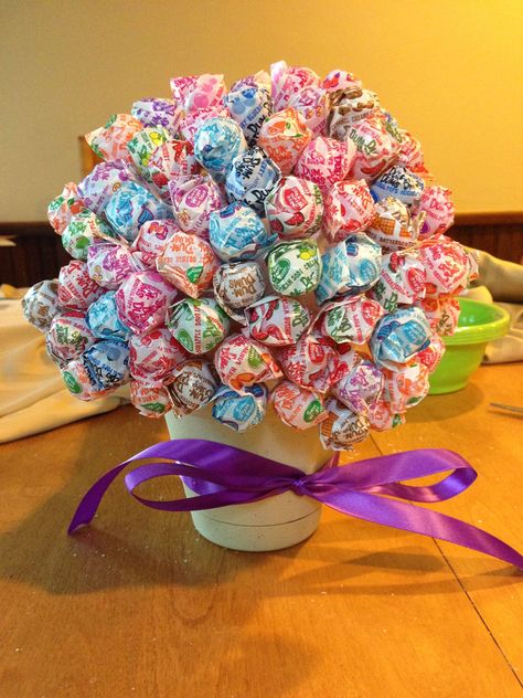 A lollipop tree is a cute idea to help decorate for your baby shower, but it can also enhance a theme. Baptism Themes, Lollipop Tree, Baby Boy Baptism, Shower Centerpieces, Shower Bebe, Candy Bouquet, Mini Marshmallows, Baby Shower Centerpieces, Boy Shower