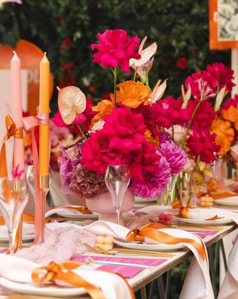 Orange And Pink Wedding, Wildflower Wedding Theme, Australian Bridal Designers, Deco Orange, Decoration Buffet, Sunset Party, Event Florals, Table Arrangements Wedding, Shower Style