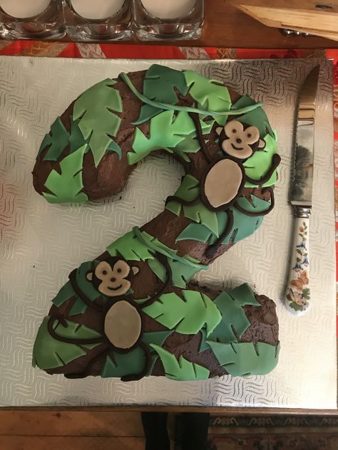 Number 3 Animal Cake, Monkey Cakes For Boys, 2 Shaped Birthday Cake, Monkey Cake Ideas, Monkey Theme Cake, Jungle Cake Ideas, Monkey Cupcake Cake, Jungle Birthday Cake, Monkey Party Ideas