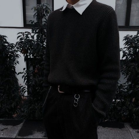 Dark Academia Turtleneck Men, Dark Academia Outfit Men Black, Goth Aesthetic Outfits Men, Dark Academia Outfit Men, Slytherin Aesthetic Outfit, Draco Aesthetic, Dark Academia Men, Goth Academia, Dark Academia Aesthetic Outfit