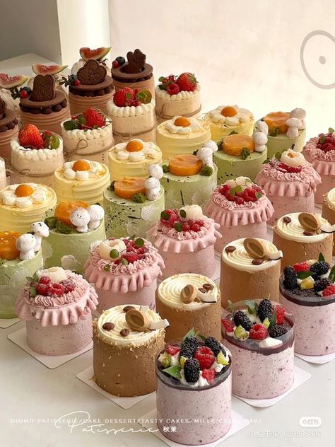 4in Cake, Mini Cakes Aesthetic, Tiny Bakery, Mini Torte, Cake Cafe, Tiny Cakes, Small Cakes, Dessert Shop, Fancy Desserts