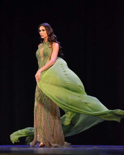 @MagaliBenejam de Córdoba es la nueva Miss Universo Argentina 2024 🇦🇷, quien representará al país en la competencia internacional en México. 📸@ph.guillencabo @missuniversoar @cromogenesis @carlosmelendezmoda #missuniverse #missuniverso #outfitBuenosAires On Instagram, Instagram, Cordoba, Buenos Aires