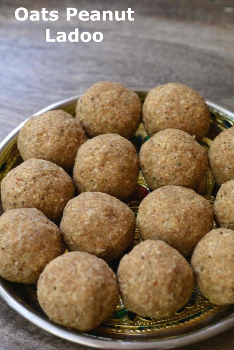 Oats Sweet Recipes, Oats Ladoo Recipe, Healthy Laddoo Recipe, Millet Snacks, Snacks Indian, Laddoo Recipe, Masala Puri, Burfi Recipe, Spicy Snacks Recipes