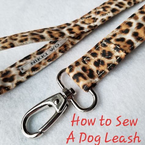 Learn how to sew an easy, yet strong and sturdy dog leash by watching this video. Simple sewing supplies are needed. How To Sew A Dog Leash, Sewing Dog Leash, Dog Leashes Diy, Diy Leash, Pet Sewing Projects, Diy Dog Leash, Dog Leash Diy, Handmade Dog Accessories, Dog Sewing Patterns