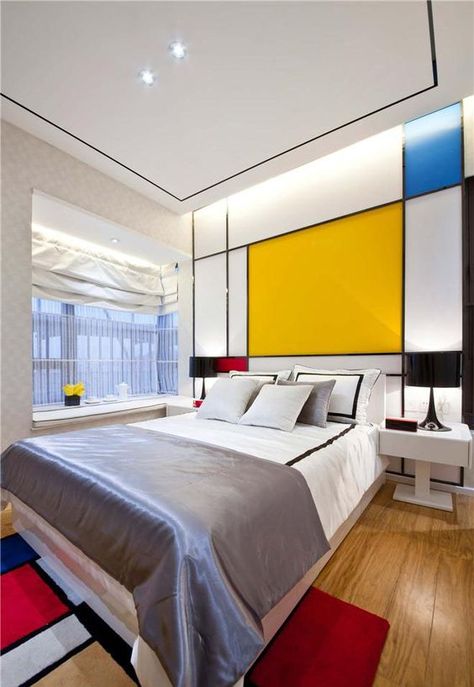 Bedroom Ideas Edgy, Bauhaus Interior, Yellow Furniture, Simple Bedroom Design, Bedroom Trends, Modern Luxury Bedroom, Bedroom Wall Paint, Yellow Bedroom, Colour Blocking