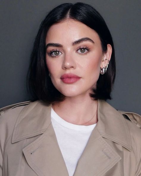 Lucy Hale Photoshoot, Lucy Hale Short Hair, Lucy Hale Makeup, Lucy Hale Hair, Imogen Poots, Soft Gamine, Lob Hairstyle, Make Up Inspo, Beauty Inspo