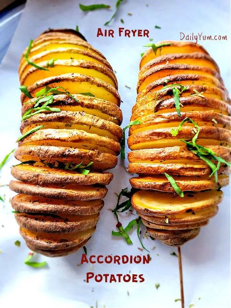 Air Fryer Hasselback Potato Recipes, Air Fry Hasselback Potatoes, Hasselback Potatoes In Air Fryer, Hasselback Sweet Potatoes Air Fryer, Hassleback Potatoes Airfryer, Accordion Potatoes Air Fryer, Crispy Air Fryer Potatoes, Hasselback Potatoes Airfryer, Crispy Potatoes Air Fryer